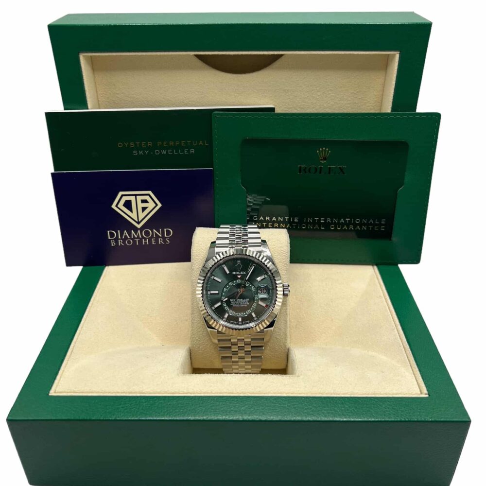 Rolex Skydweller 336934 2024 mint dial with box and papers