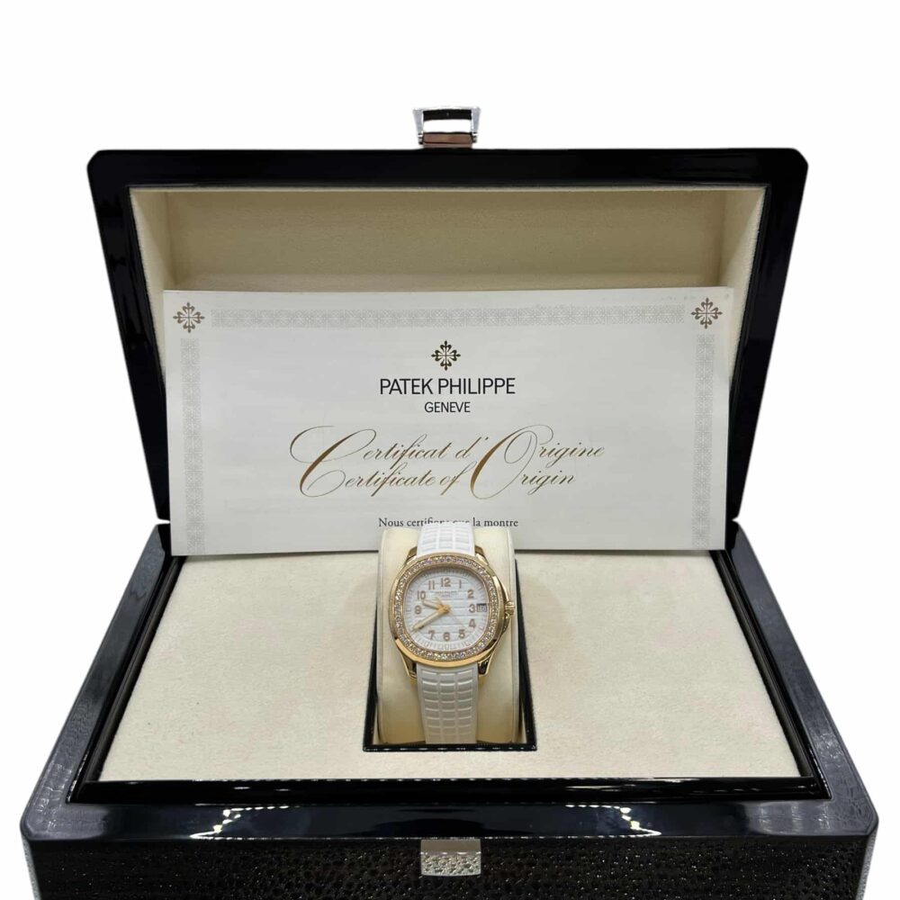 Patek Philippe Aquanaut 5268-200r 2021 With Box And Papers.