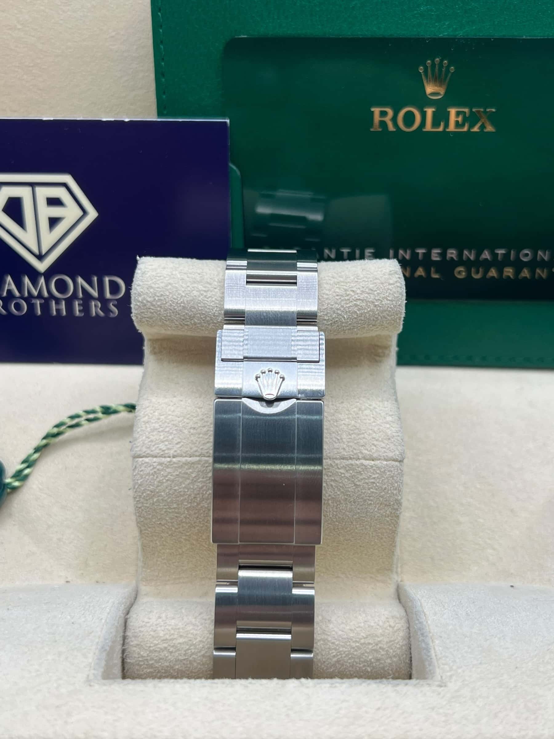 Rolex Air-King 126900 2022 With Box & Papers - Image 6