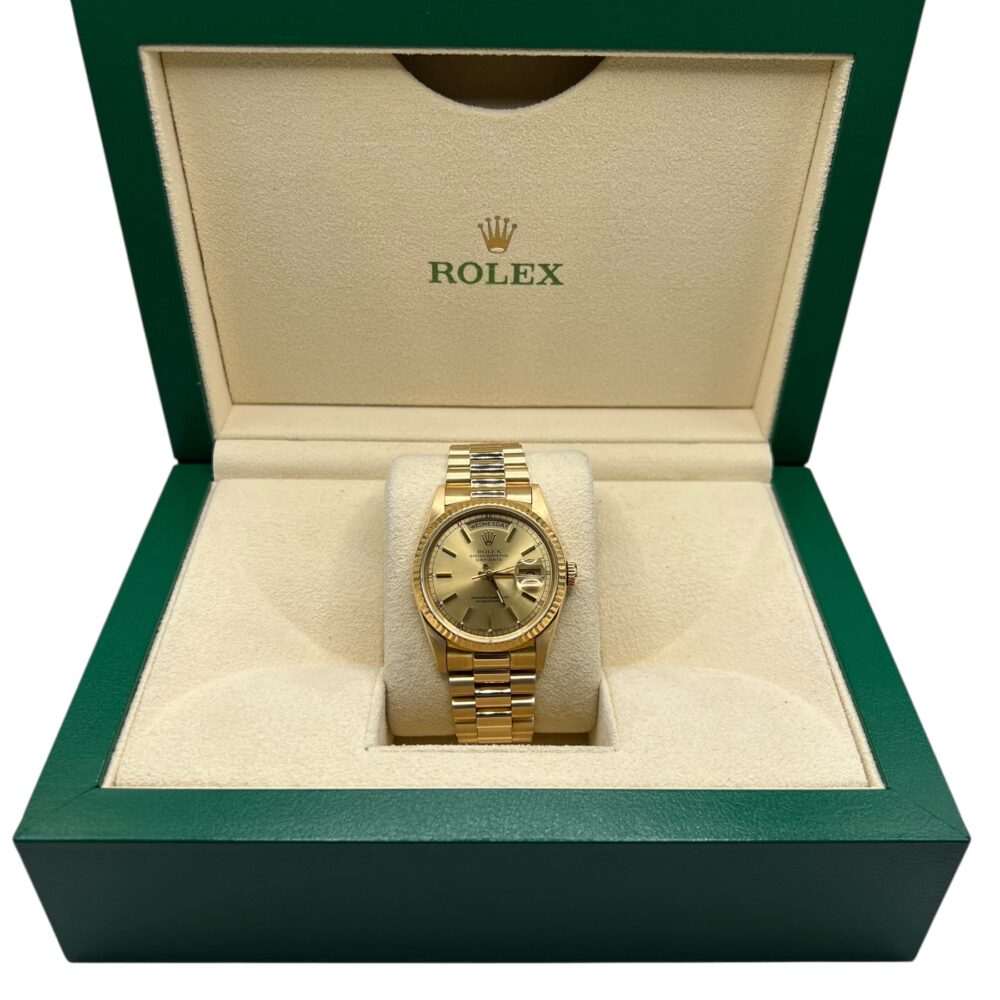 Rolex Daydate 18238 1990 With Box And Papers.