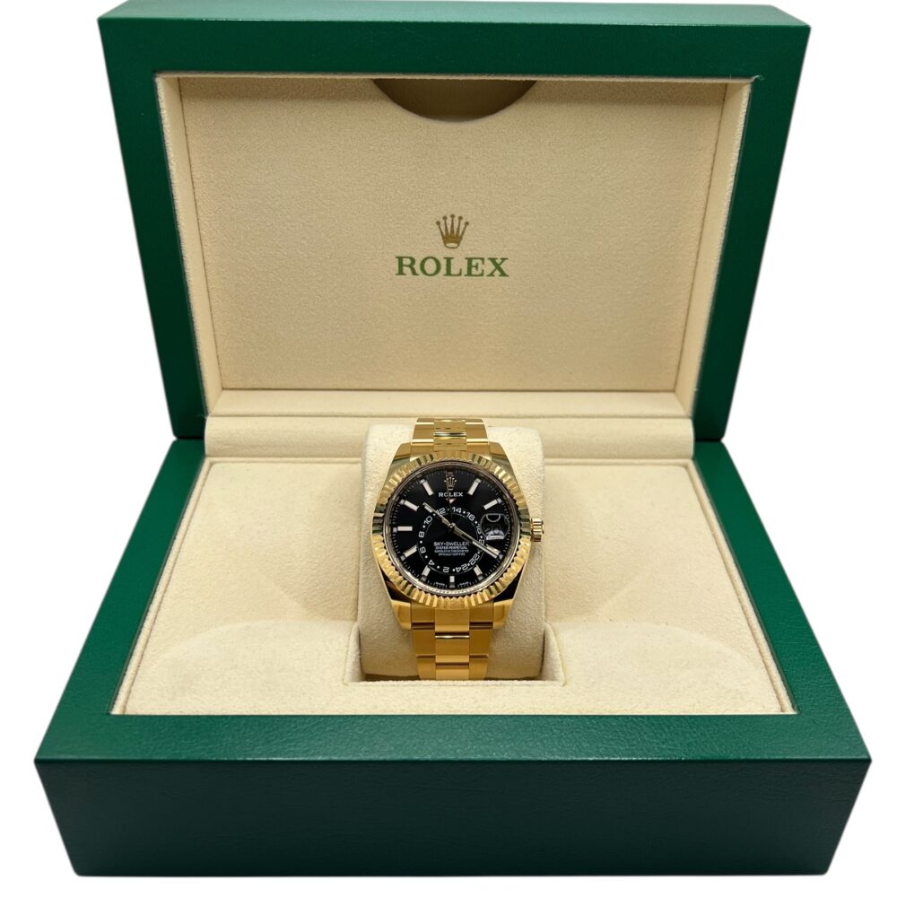 Rolex Skydweller 326938 2023 With Box And Papers.