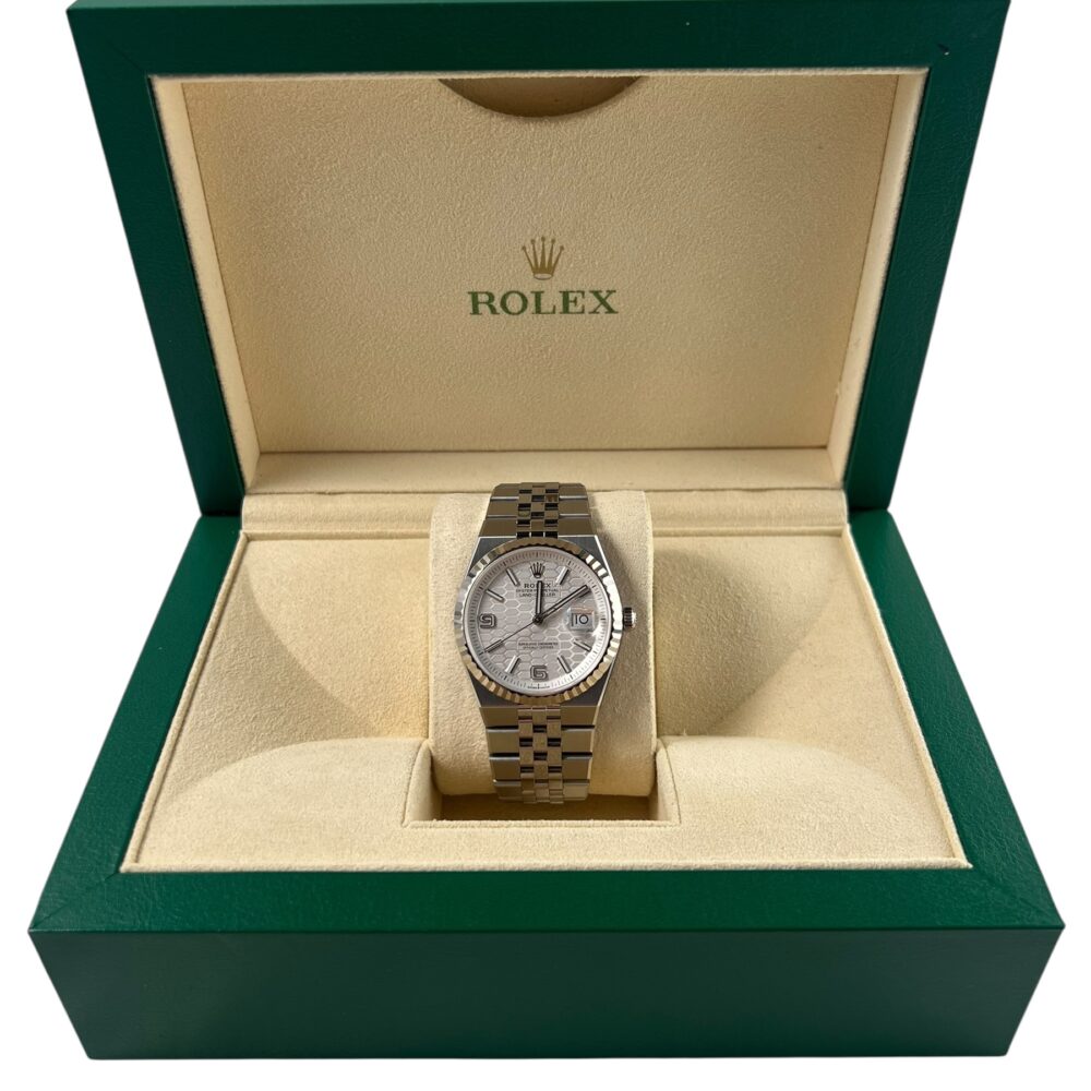 Rolex Land Dweller 127234 2025 With Box And Papers.